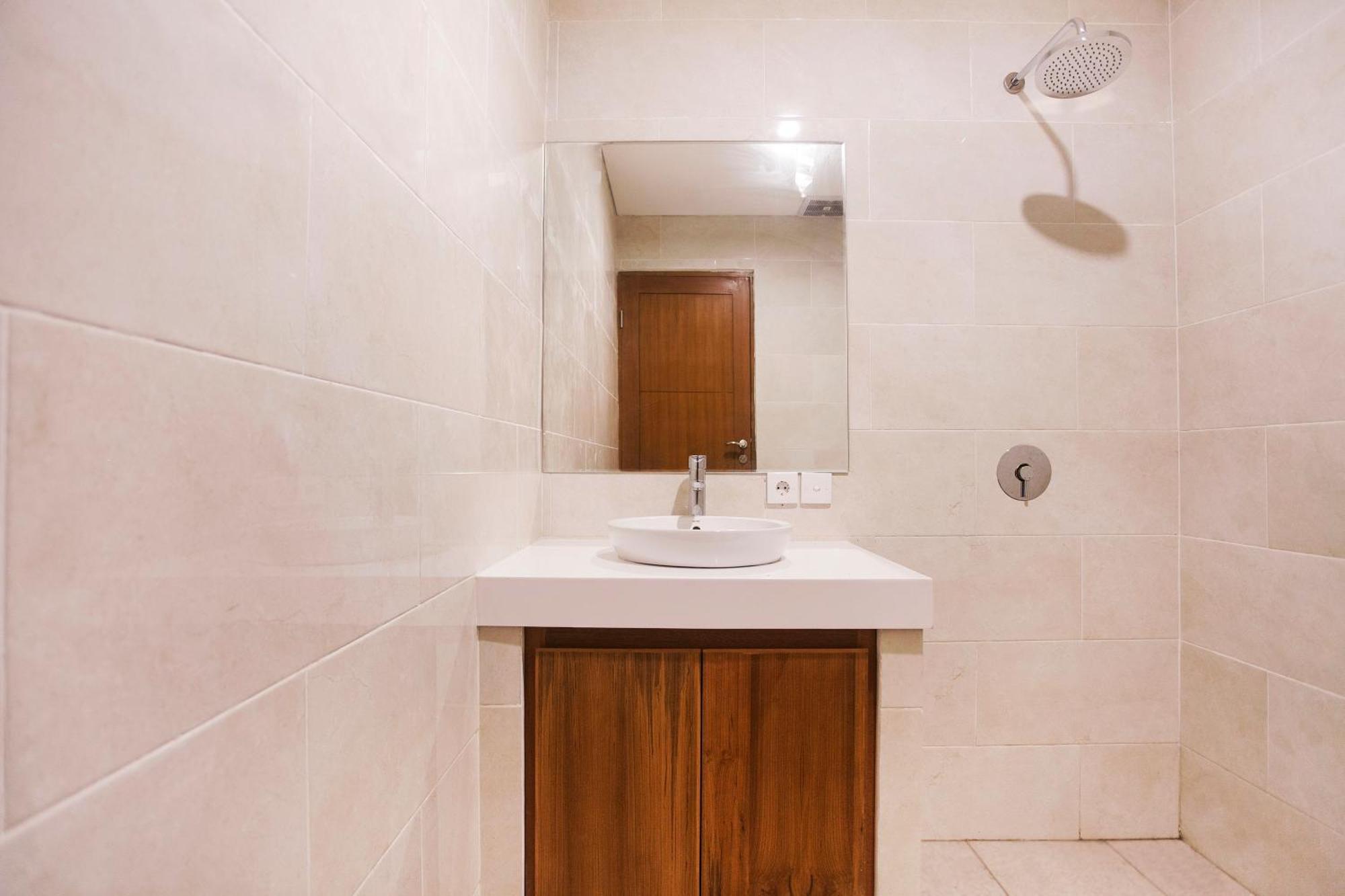Sahadewa Suites Residence Kerobokan Chambre photo